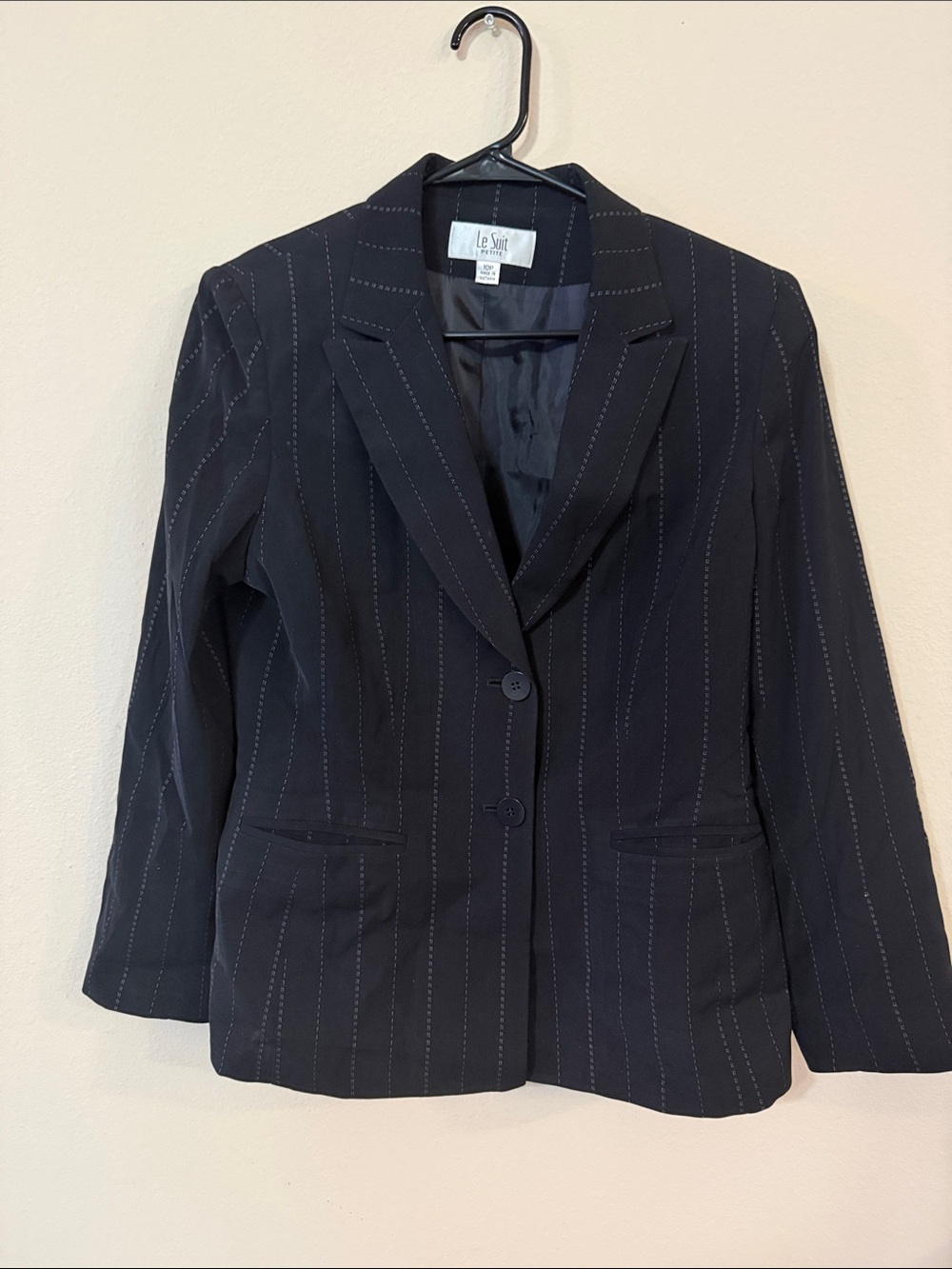 Le Suit Black Pinstripe Tailored Women's Blazer
